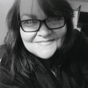 Meet your Posher, Joyce